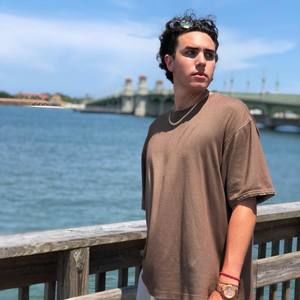 Meet your Posher, Devon